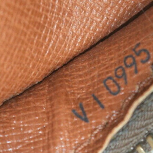 TOTE - Louis Vuitton Babylone-PRICE DROP - Picture 7 of 16